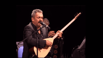2012 Nazim Hikmet Konser 01 Yavuz Bingol 013A Bir Ay doğar